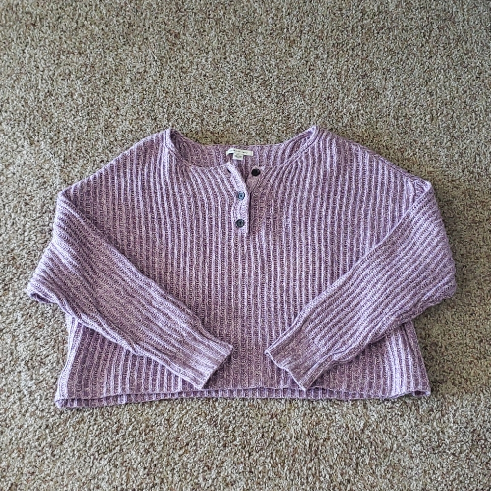 AEO sweater